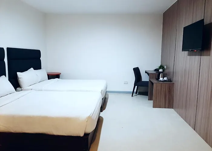 Anex Near Roxas Boulevard Hotel 3*